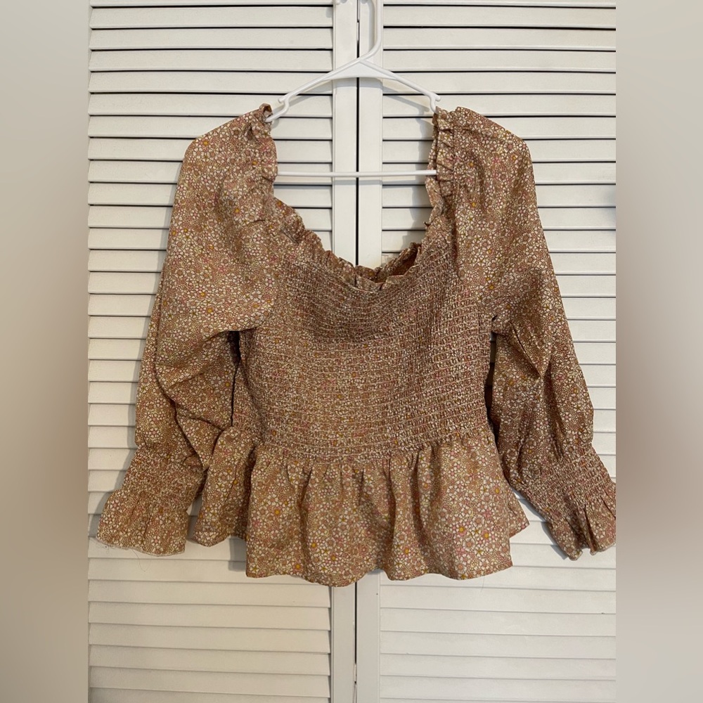 Top Bundle- both XL fit like L